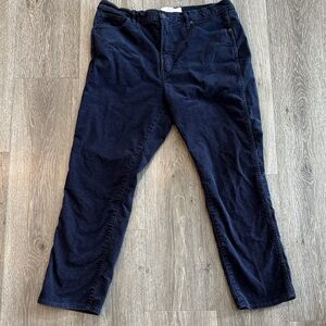 Women’s Gap slim corduroy pants